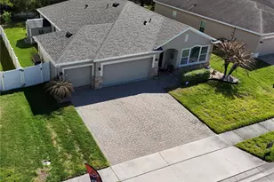 3746 Briarwood Estates Cir, Saint Cloud, FL 34772 - Photo 4