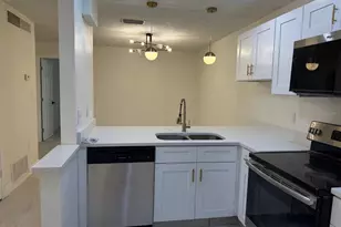 2711 Willow Run, Orlando, FL 32808 - Photo 14