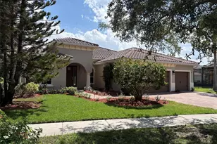 3700 Paradiso Cir, Kissimmee, FL 34746 - Photo 2