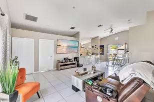 3130 Koval Ct, Orlando, FL 32837 - Photo 4