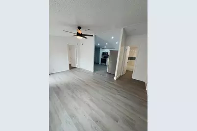 6734 Ravenwood Street, Zephyrhills, FL 33544 - Photo 18