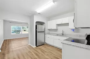 2610 Dr Martin Luther King Jr Street S, Saint Petersburg, FL 33705 - Photo 16