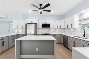 11958 Murray Ave, Largo, FL 33778 - Photo 8