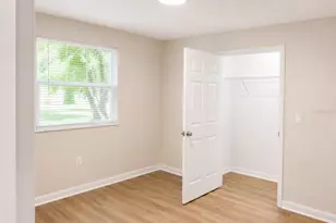 3058 Palmadelia Ave, Sarasota, FL 34234 - Photo 10