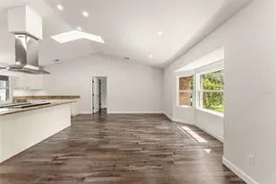 30543 Seaforth Dr, Sorrento, FL 32776 - Photo 4