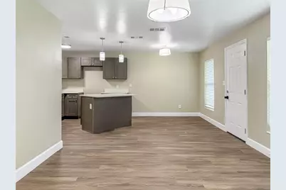 4228 Kirkland Boulevard, Orlando, FL 32811 - Photo 6