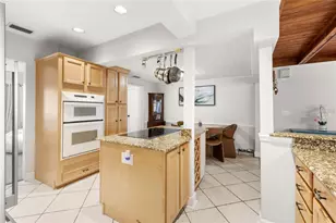 807 Silver Dr, Orlando, FL 32804 - Photo 16