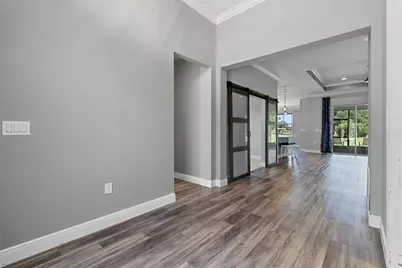 8113 Bridgeport Bay Circle, Mount Dora, FL 32757 - Photo 4