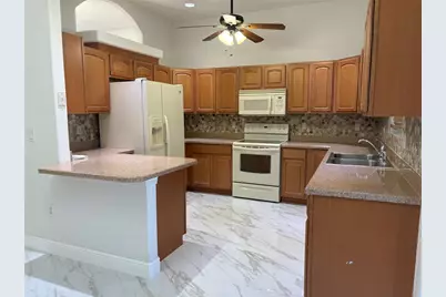 1150 Creekview, Saint Cloud, FL 34772 - Photo 10