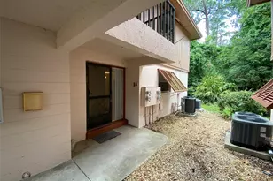 160 Live Oak Woods Ct, Deltona, FL 32725 - Photo 2