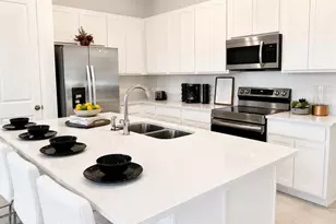 835 Longboat Dr, Davenport, FL 33896 - Photo 8