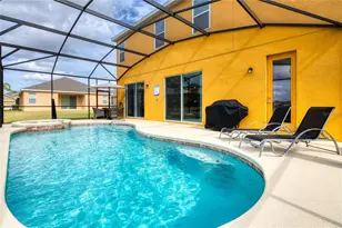 2219 Crofton Springs Ct, Davenport, FL 33837 - Photo 4