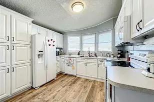 1785 Quail Hill Dr, Lakeland, FL 33810 - Photo 10