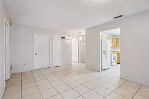 2163 Dill Dr, Orlando, FL 32837 - Photo 10