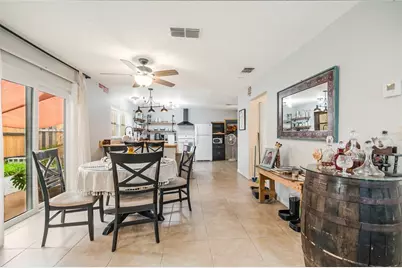 447 Hunter Circle, Kissimmee, FL 34758 - Photo 10