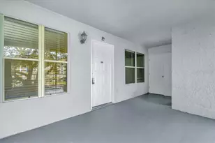 2405 Northlake Dr, Sanford, FL 32773 - Photo 14