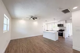 561 Yale Rd, Venice, FL 34293 - Photo 6