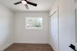 561 Yale Rd, Venice, FL 34293 - Photo 10