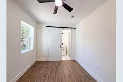 561 Yale Road, Venice, FL 34293 - Photo 14