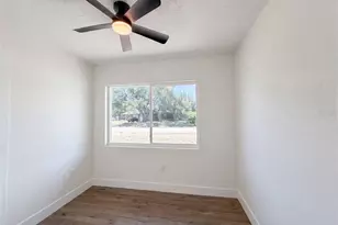 561 Yale Rd, Venice, FL 34293 - Photo 12