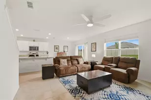 33428 Country House Dr, Sorrento, FL 32776 - Photo 8