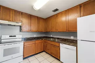 4160 Versailles Dr, Orlando, FL 32808 - Photo 6
