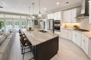 2260 Langley Cir, Orlando, FL 32835 - Photo 4