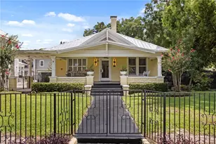 209 E Amelia St, Orlando, FL 32801 - Photo 2