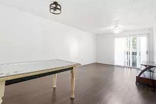 2868 N Powers Dr, Orlando, FL 32818 - Photo 6