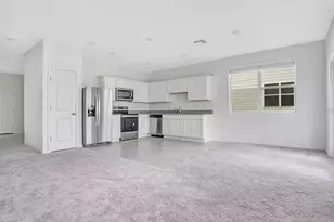 509 Madison Dr, Davenport, FL 33837 - Photo 8