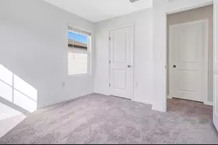 509 Madison Dr, Davenport, FL 33837 - Photo 16