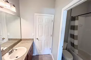 126 Sandy Point Way, Clermont, FL 34714 - Photo 10