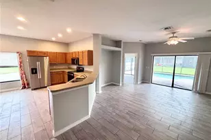 126 Sandy Point Way, Clermont, FL 34714 - Photo 6