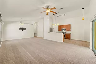 131 Old Bridge Cir, Davenport, FL 33897 - Photo 6