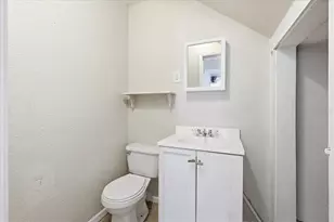 1049 Monroe St, Lakeland, FL 33801 - Photo 12