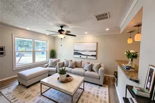 505 Oak Dr, Tavares, FL 32778 - Photo 2