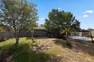 505 Oak Dr, Tavares, FL 32778 - Photo 26