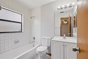 10207 N Hyaleah Rd, Tampa, FL 33617 - Photo 26