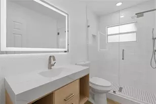 305 Glen Oak Rd, Venice, FL 34293 - Photo 16