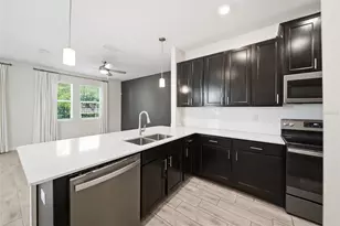 9806 Red Eagle Dr, Orlando, FL 32825 - Photo 10