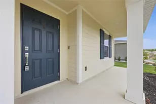 5215 Tanzanite Dr, Mount Dora, FL 32757 - Photo 4