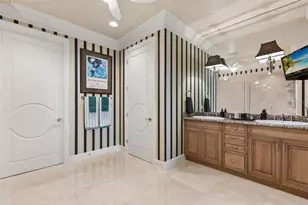 100 S Eola Dr, Orlando, FL 32801 - Photo 54