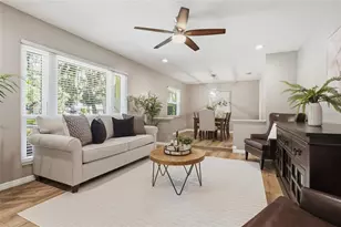 2266 Bent Oak Dr, Apopka, FL 32712 - Photo 4