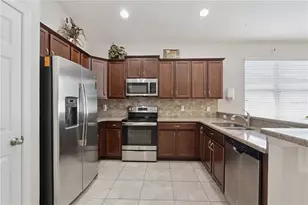 480 Kestrel Dr, Groveland, FL 34736 - Photo 8