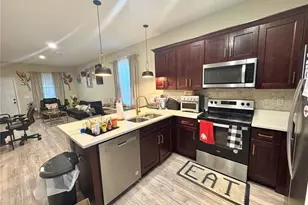 113 E Cleveland St, Apopka, FL 32703 - Photo 4