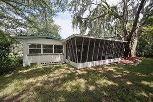 22 Poinsettia Dr, Deland, FL 32724 - Photo 6