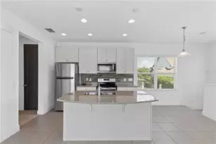 13153 Lessing Ave, Orlando, FL 32827 - Photo 2