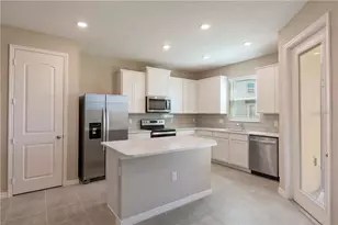 11232 Cay Spruce Wy, San Antonio, FL 33576 - Photo 6