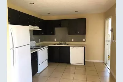 330 Colonade Court, Kissimmee, FL 34758 - Photo 2