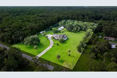 10264 W Springtree Lane, Crystal River, FL 34428 - Photo 2